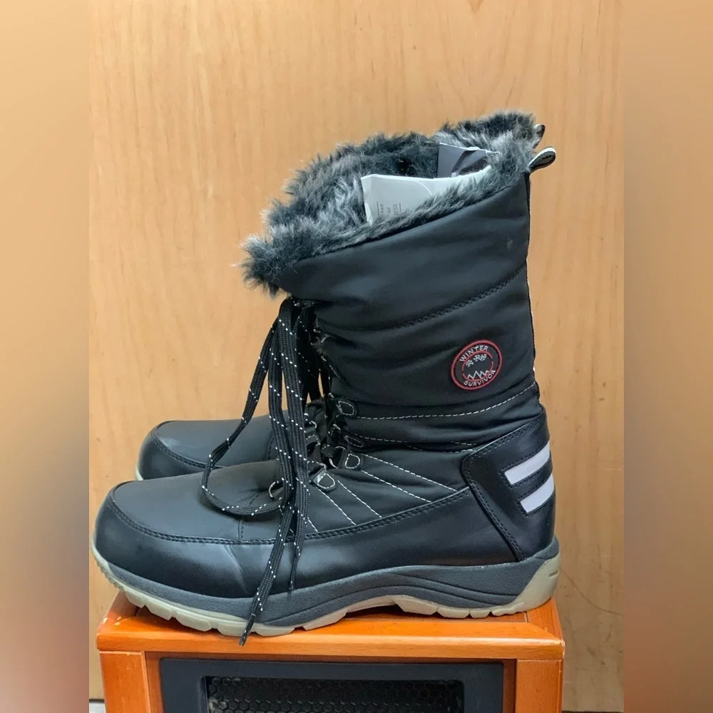 Amazon Black Laced/Side Zip Mid-Calf Winter Boots with Faux Fur Lining. Size-11W